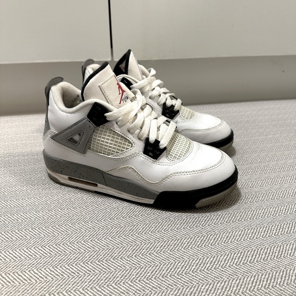 Jordan 4 retro white cement - Picture 2 of 6